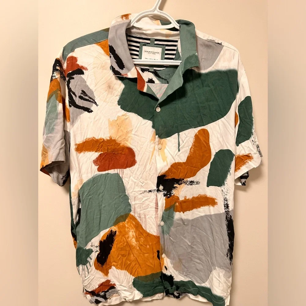 Men’s button down - Picture 1 of 3